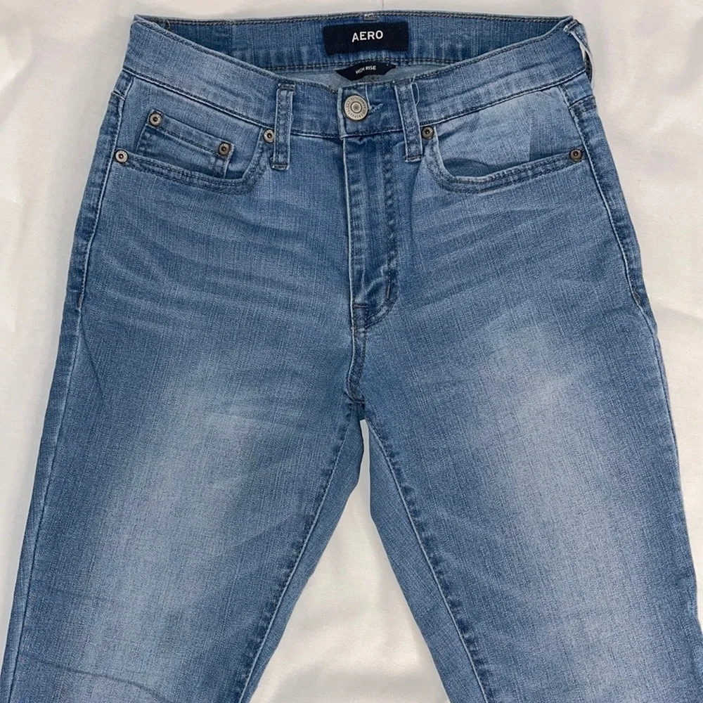🔥 SALE AEROPOSTALE High Rise Jeans | Size 2 Short